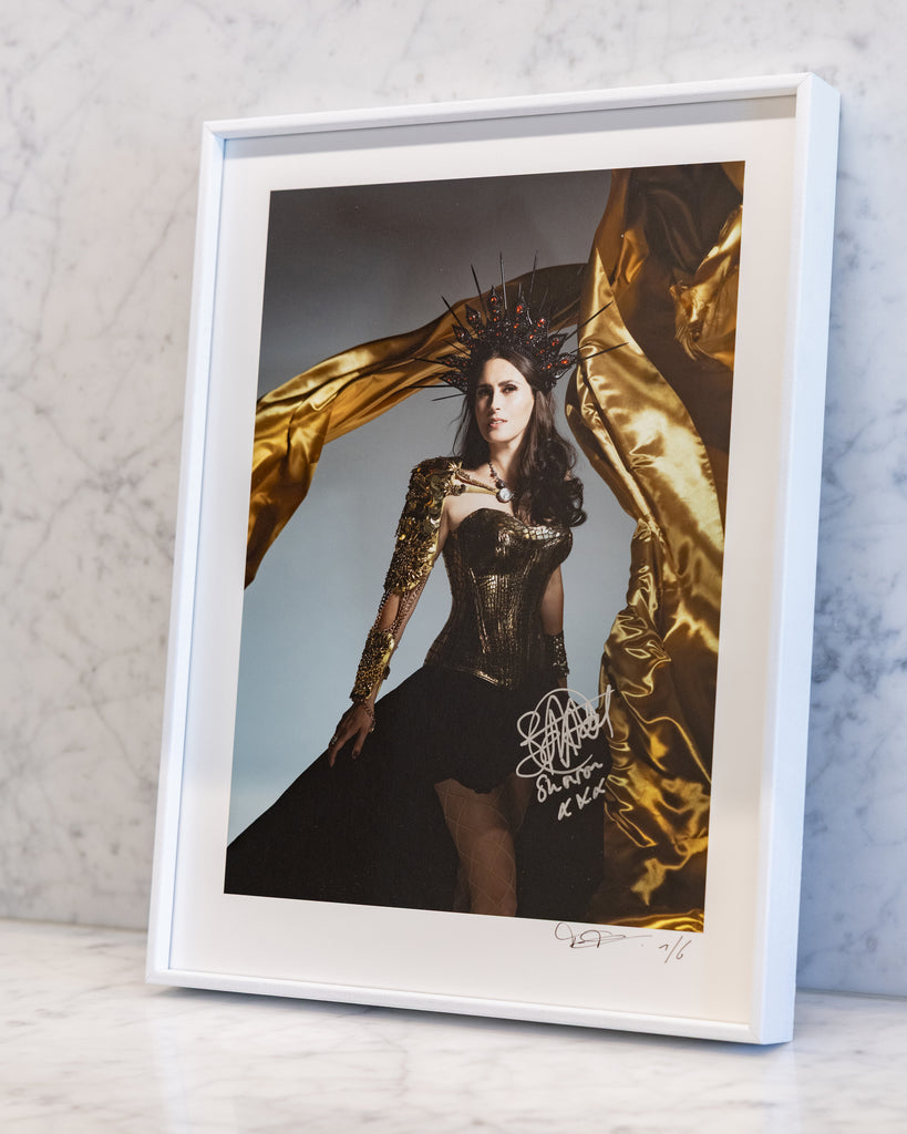 SHARON DEN ADEL - 'UNBROKEN' Signed Print 30 x 40 cm - Framed